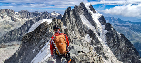 Dobývání 4000m vrcholů s Pavlem Paloncým